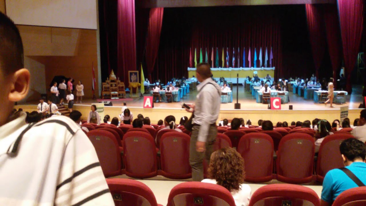 โดนัทสอบสัมภาษณ์คณะเภสัช ม.หัวเฉี่ยว