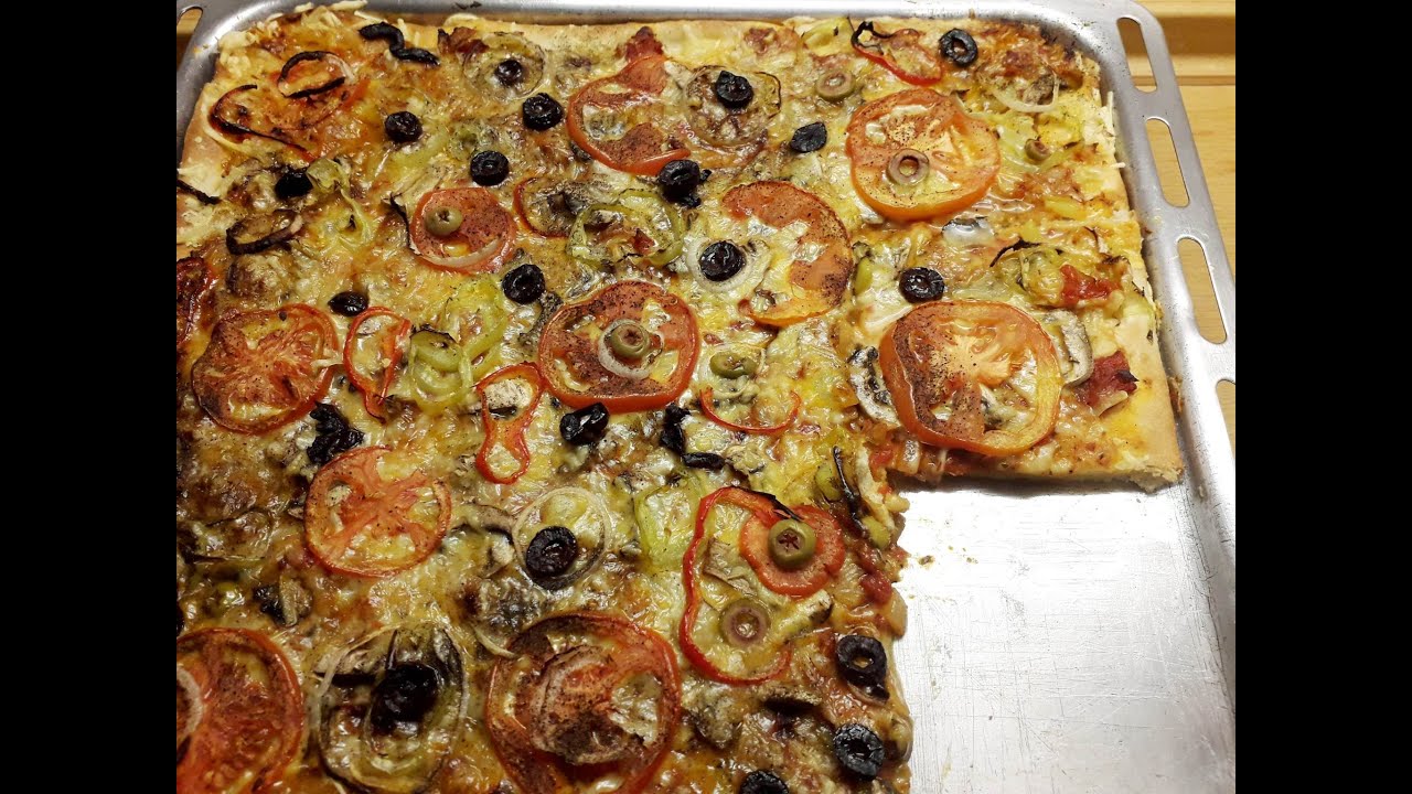 Πίτσα νηστίσιμη με σπιτικό ζυμάρι.......... !!!!!!