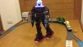 XYZrobot Bolide Y01 knee stretched walking