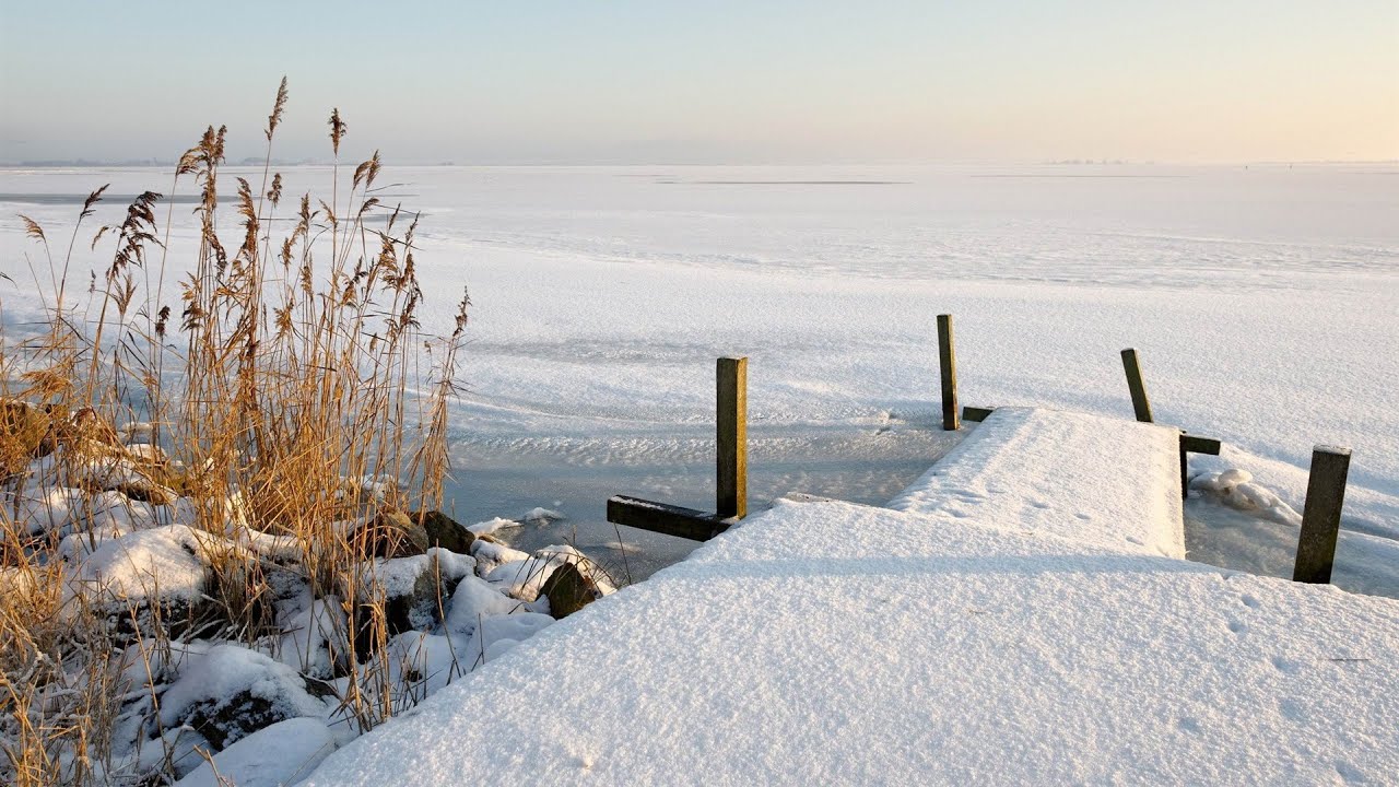 AFL016 Het meisje in het ijs - Robert Bryndza - YouTube