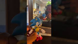 Sonic talks about eating healthy food and vegetables