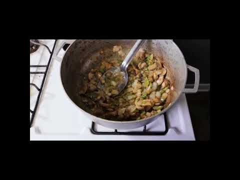 Cajun Crawfish Fettuccini Recipe #cajun #cooking #food #recipe #louisiana #pasta