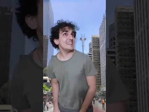 QUANDO A MÃE PEDE PRA LEVAR BLUSA #chuva #mae #shorts