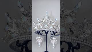Серебряная диадема и серьги с опаловыми стразами #jewelry #crown