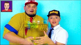 УГаДАЙ чТо в КОлБЕ...??? ЧЕЛЛНДЖ!!! УГаДАЙ чТо в КОлБЕ...??? ЧЕЛЛНДЖ!!!