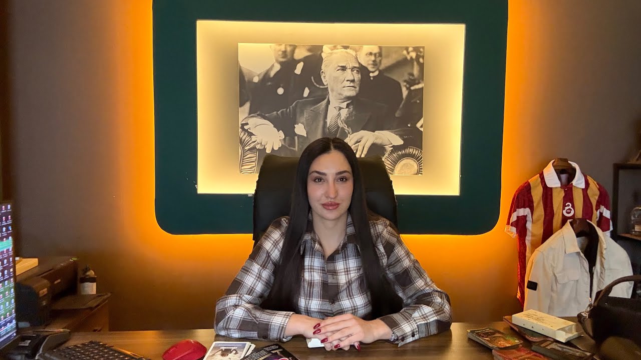 AKLINIZDAKİ KİŞİ SİZİNLE İLGİLİ NE DÜŞÜNÜYOR? #tarot #tarotreadi #aklımdakikişitarot 