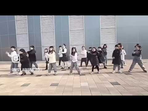 “We Will Rock You” Kids