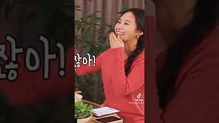 Download Lagu SOOYOUNG having problems with being the tallest among members MP3