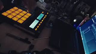 BEAT IN PROCESS - MASCHINE MK1 