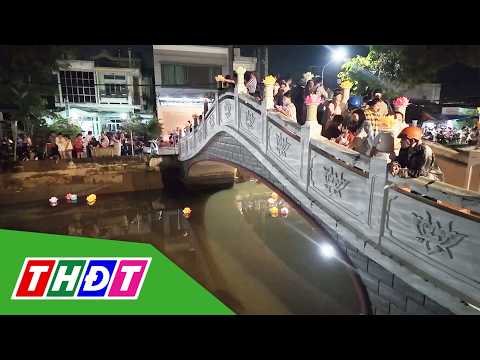 Lively Mid-Autumn Lantern Festival at Kim Hue Pagoda in Sa Dec | THDT