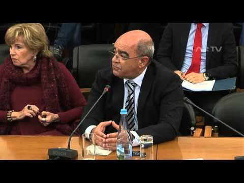 Audição do Ministro das Finanças Mário Centeno OE2016 - Rui Riso - YouTube