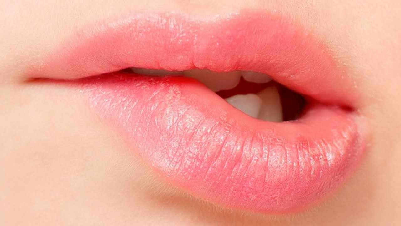 Картины губы без помады