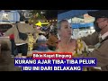 Ibunya Tidak Sadar Yang Peluk Dari Belakang Ternyata Anaknya Kasih Kejutan Pulang Kampung