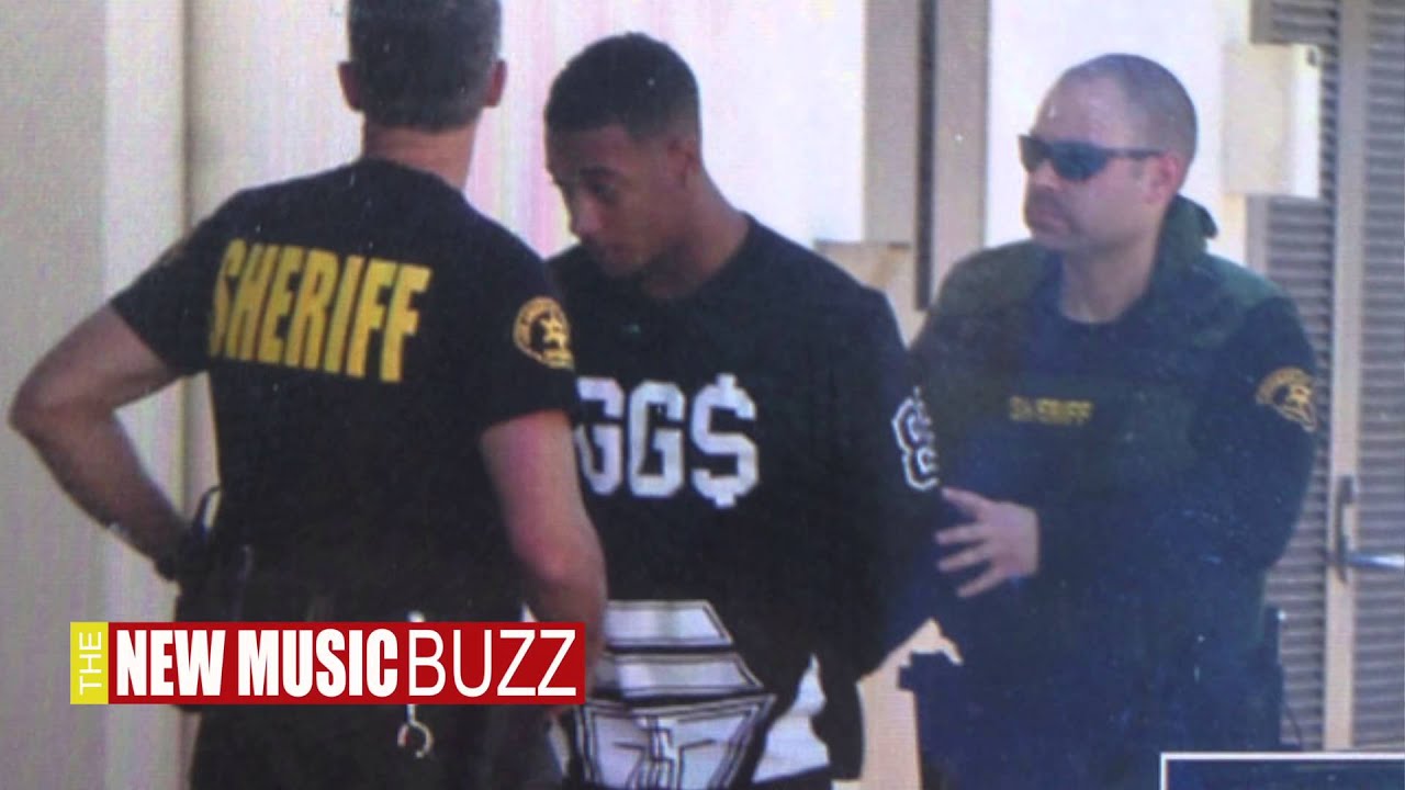 JUSTIN BIEBERS HOME RAIDED BY POLICE ARREST WERE MADE - YouTube