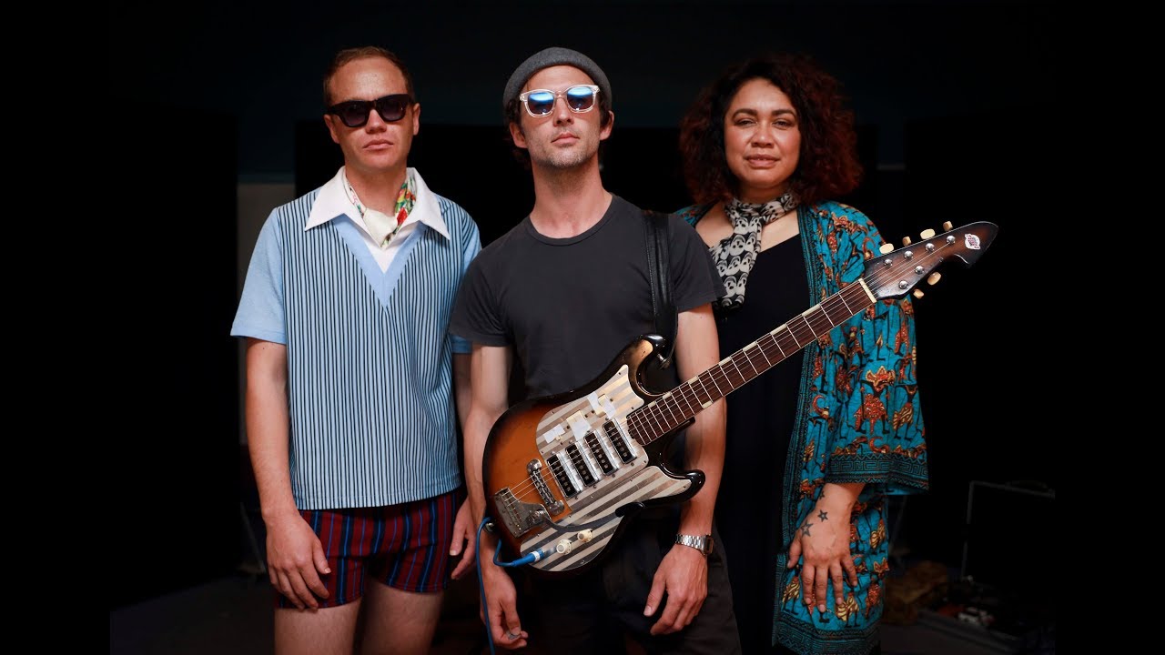 Lord Echo 'You Do You' live @ RNZ