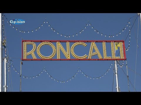 Circus Roncalli: Zelt im Aufbau