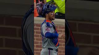 A heads up play by Luis Torrens! 😯