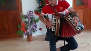 Karantindi Evde Qal Mesq Et Şinix Mahnisi