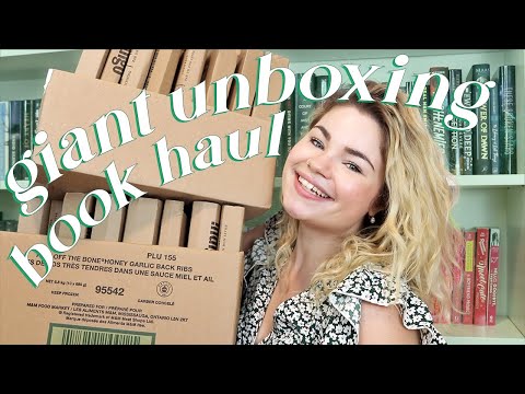 GIANT UNBOXING BOOK HAUL 📚📦