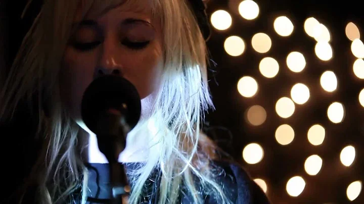 Zola Jesus - Night (Live on KEXP)