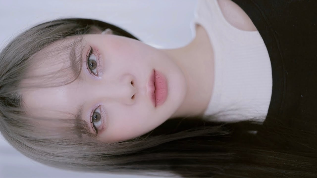 연말에 아이돌 느낌 뿜뿜 나게 해주는 펄 시강👀 메이크업💜 | SAEYAN 새얀 - YouTube