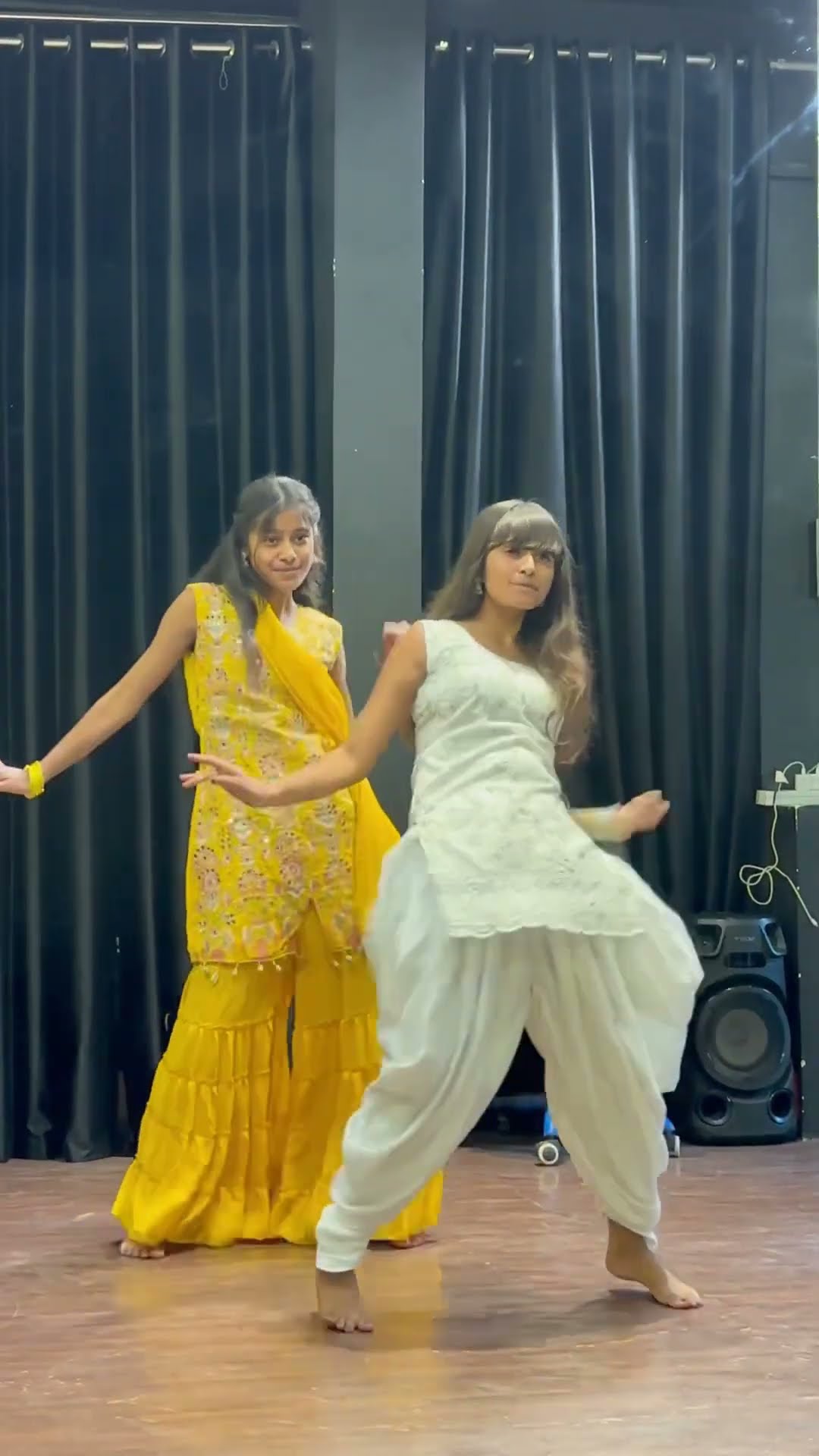 Meri pistol ? bolegi ?♥️? #song #dance #subscribe #viralgirl #comment #viraldance