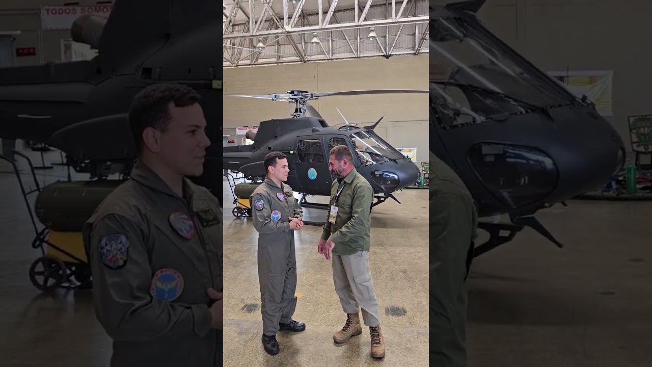 O ingresso na carreira de piloto policial ou de resgate dos bombeiros é feita por meio de concurso.