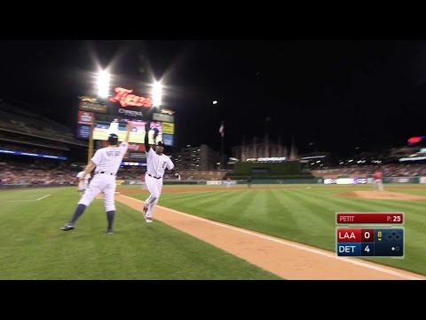 6/7/17: Upton leads Tigers to 4-0 win