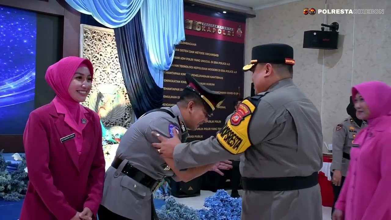 Polresta Cirebon Gelar Upacara Pelantikan Kasat Lantas, Wisuda Purna Bhakti, dan Buka Puasa Bersama