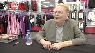 LG on the Scene - Hustler Hollywood Grand Opening