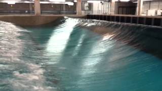 Wave tank