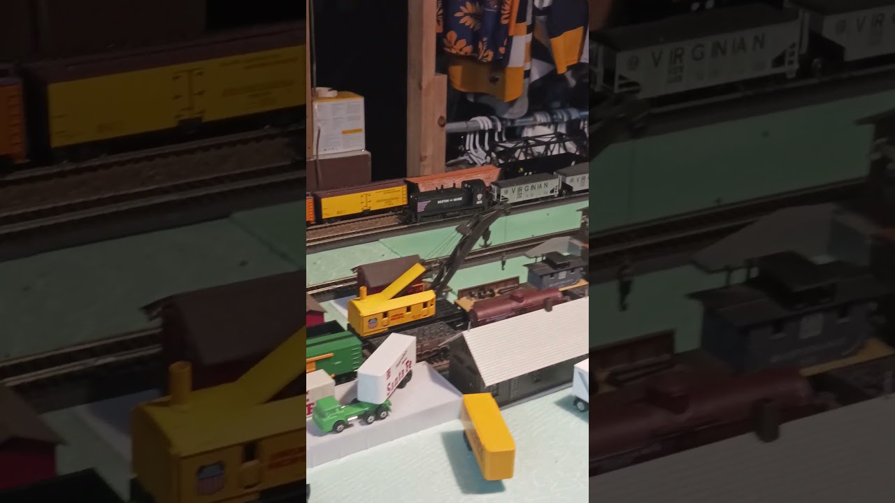 Athearn Boston & Maine EMD SW 1200