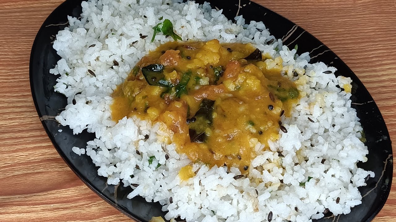 లంచ్ లోకి అదిరిపోయే జీర రైస్ దాల్ తడ్కా ఇలా ఈజీ గా చేసుకోండి