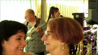 Orchestre Dominique FLOQUET La guinguette fleurie Châteauvieux 41 le 8 05 23