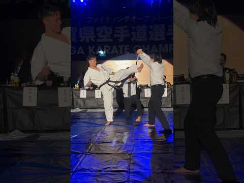 【後ろ回し蹴り】でバット折ってみた