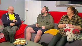 The Malone’s rendition of ‘Silent Night’ | Gogglebox | Dec 2022