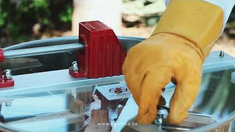 8 Super Frame - Manual Honey Extractor - Bhive Beekeeping Supplies