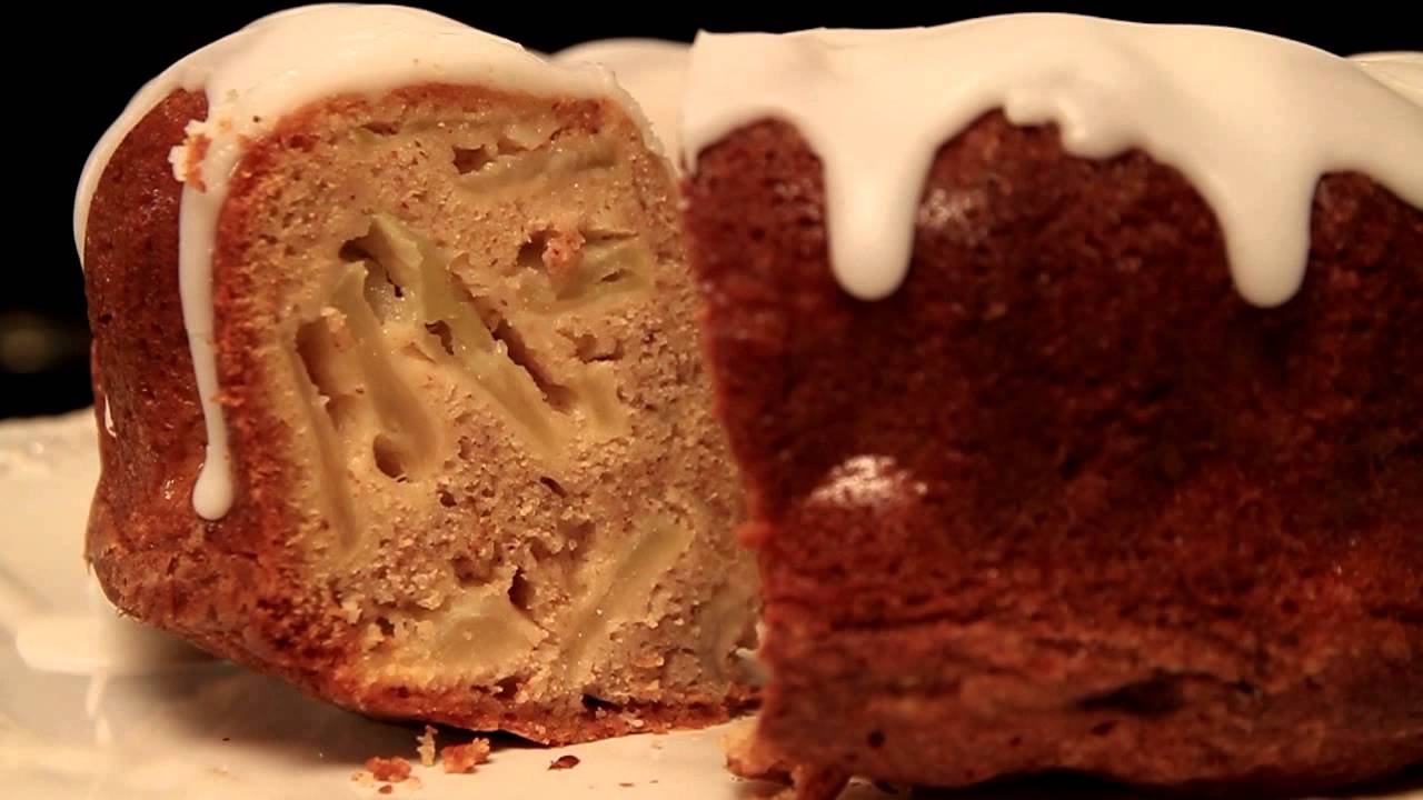 ΚΕΙΚ ΜΕ ΜΗΛΑ & ΚΑΝΕΛΑ