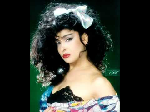 Meral Sezgin - Çakıl Taşları (Kumdaki Çakıl Gibi)