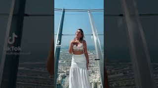 Tik Tok Julia Puzzuolidançando Linda