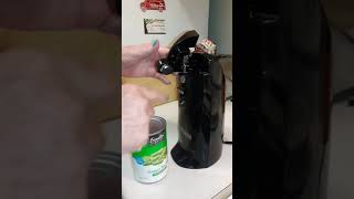 How to use an electric can opener