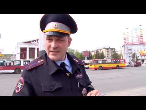 Организована массовая проверка продавцов праздничной символики