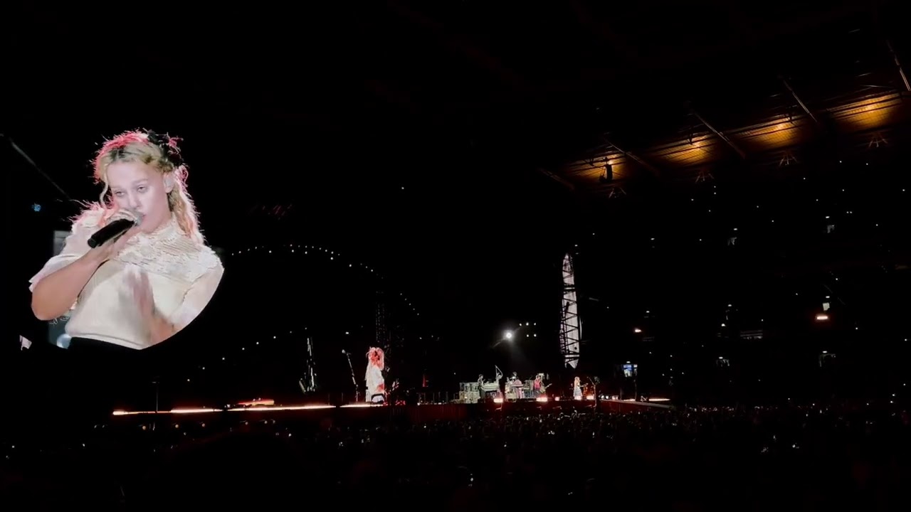 Coldplay | Music of the Spheres | London 2025 | We Pray