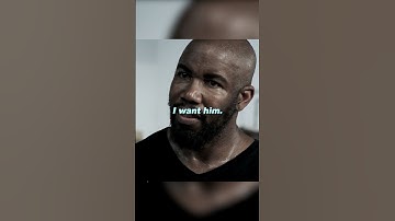 Newcomer eliminates professional fighter with one punch😱😏