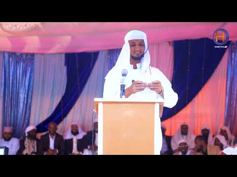 Walaloo Ajaa Ibaa Eebba Barattoota Burqaa Ilmii MAg Mattuu Irratti