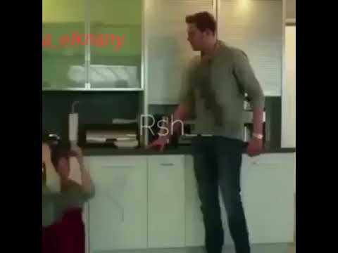اللي كانو نور عيوني بعدو ليه عني وسابوني