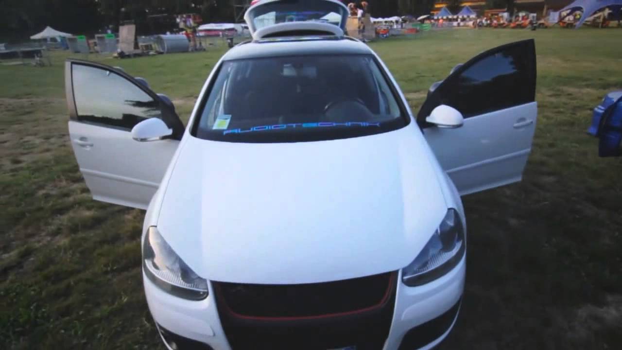 Extreme stunts parkour 2014