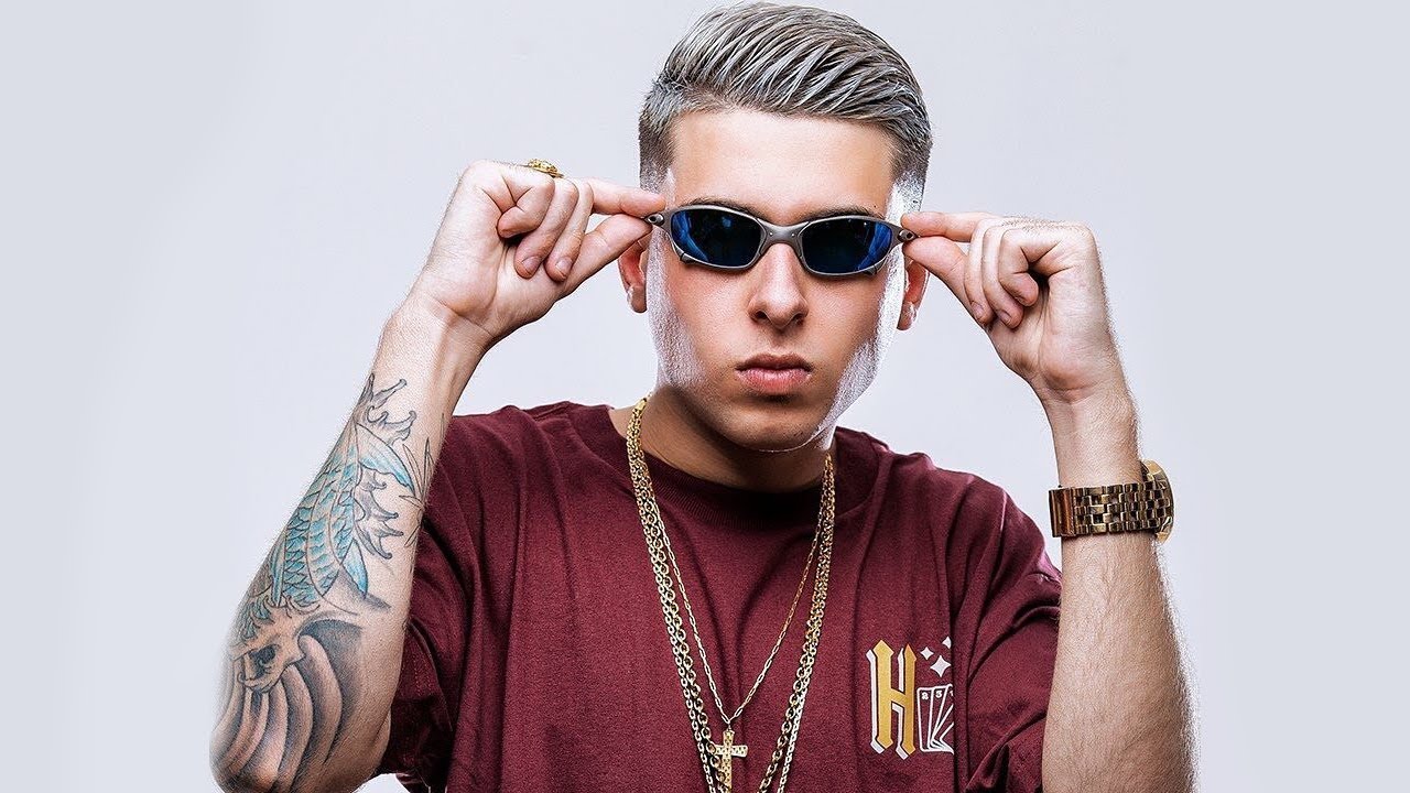 mc hollywood e vitinho avassalador conten ao da favela mc hollywood e vitinho avassalador conten ao da favela