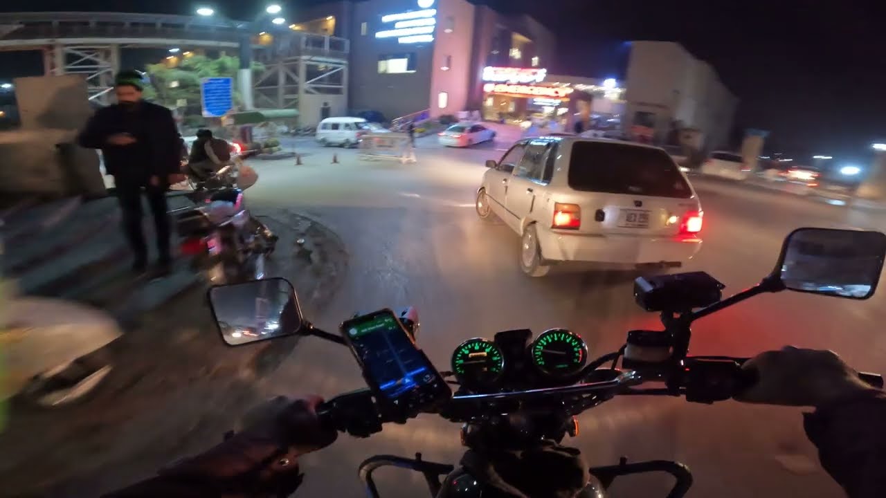 Riding Bike at Night 4K POV Ride | Streets Of Pakistan 🇵🇰 |  Bahria Town - Rawalpindi | 2022