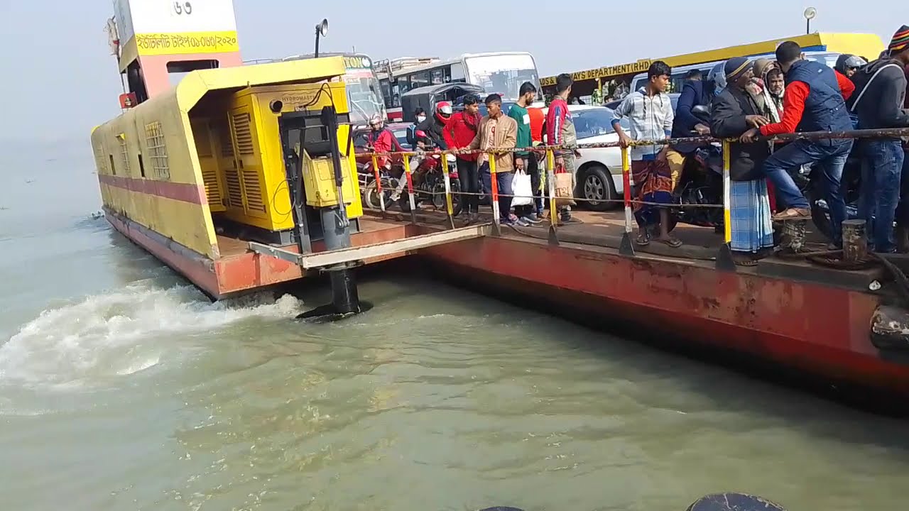 ফেরি পারাপার || ফেরি কিভাবে চলে ||কিভাবে ফেরি পারাপার করে দেখুন || Bangladashi fery transport.